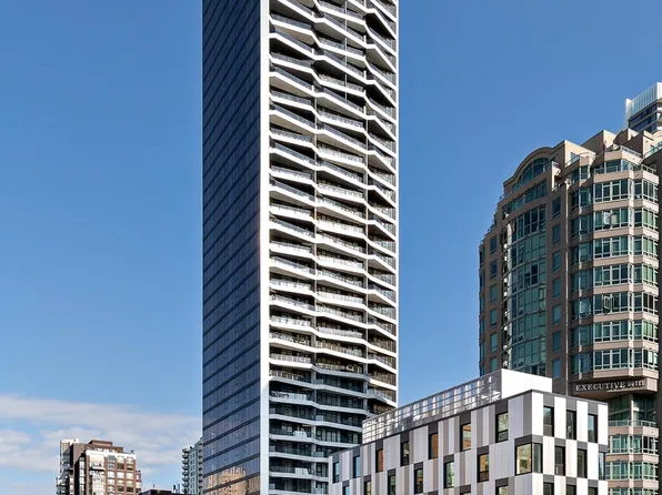 889 Pacific St #1207, Vancouver, BC V6Z 1C3