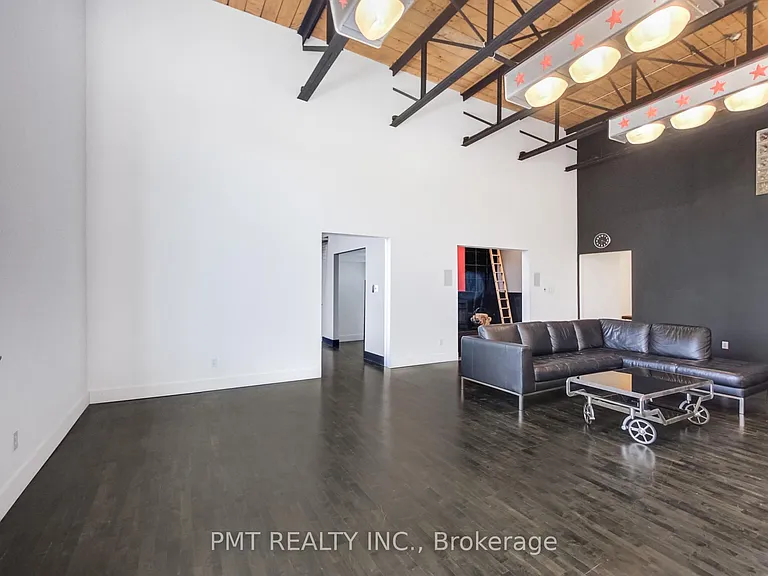 676 Richmond St W #210 — Photo 9