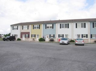 24 Locust St APT 2, Gettysburg, PA 17325