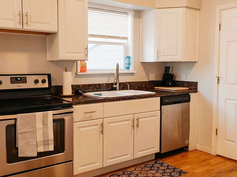 244 Avenue E — Photo 18