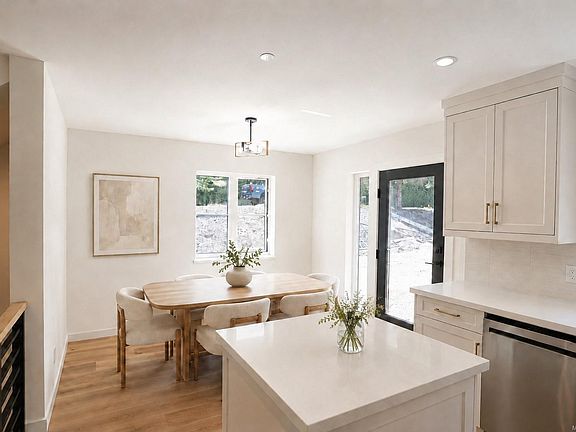 2nd image of 703 Turner Rd #4