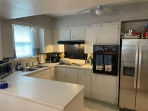 2nd image of 7430 Brentcove Cir