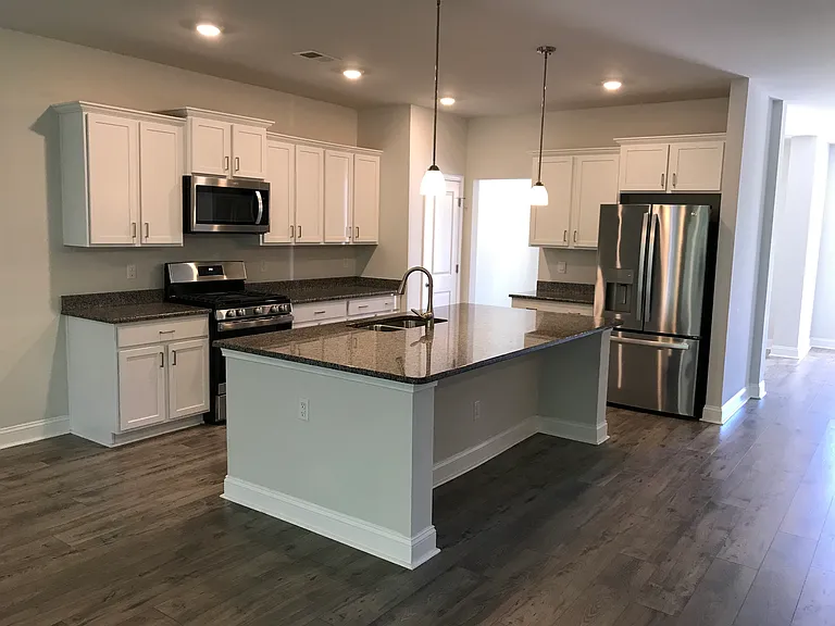 1164 Baker Creek Loop — Photo 3