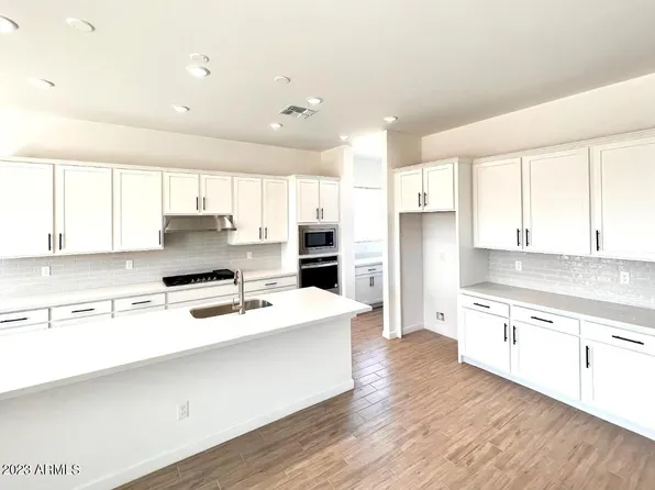 22609 E ROUNDUP Way, Queen Creek, AZ 85142