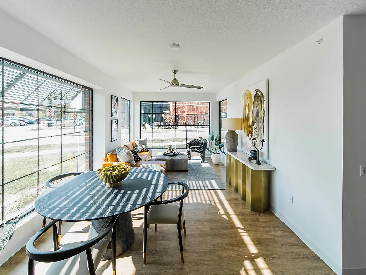 District Lofts Apartments — Photo 2