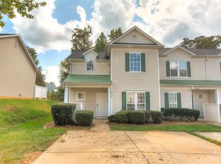 8332 Washoe Pine Ln, Charlotte, NC 28215