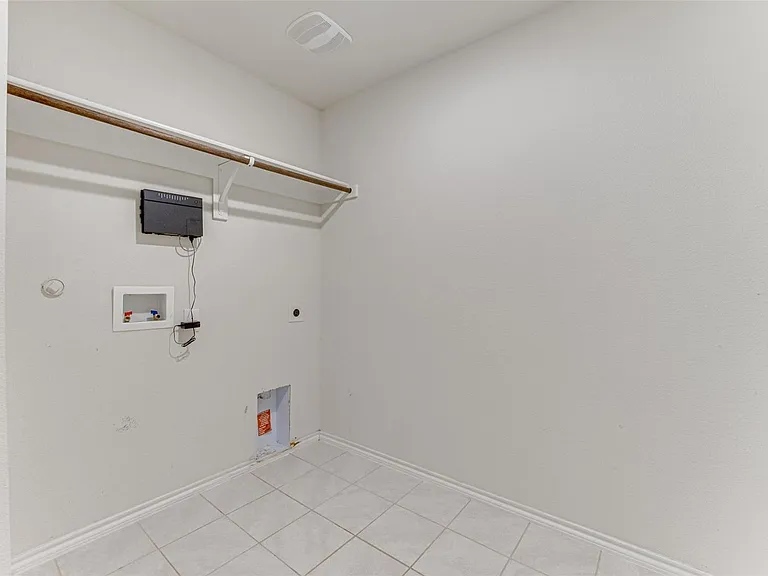 517 Milo Way — Photo 22