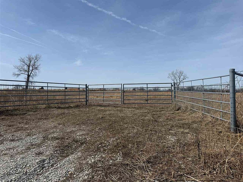 2nd image of Hunt Rd