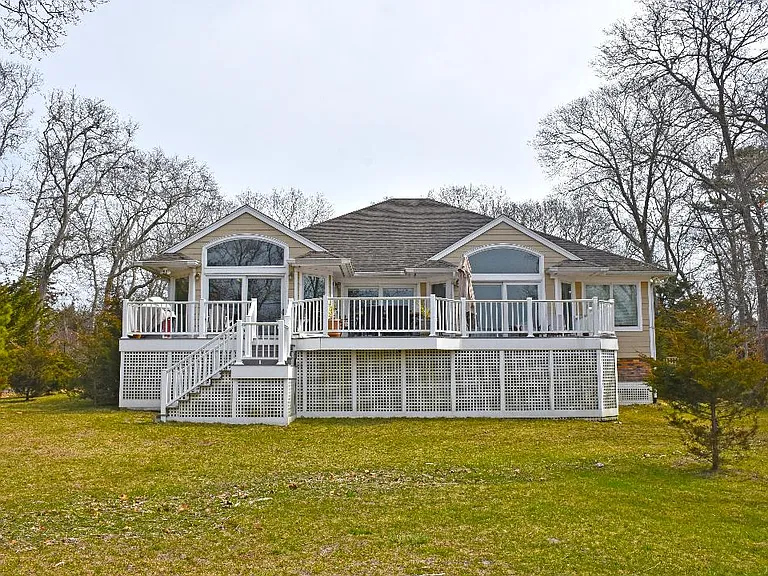 49 Old Main Rd — Photo 10