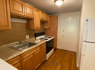 1789 Centre St, Boston, MA 02132