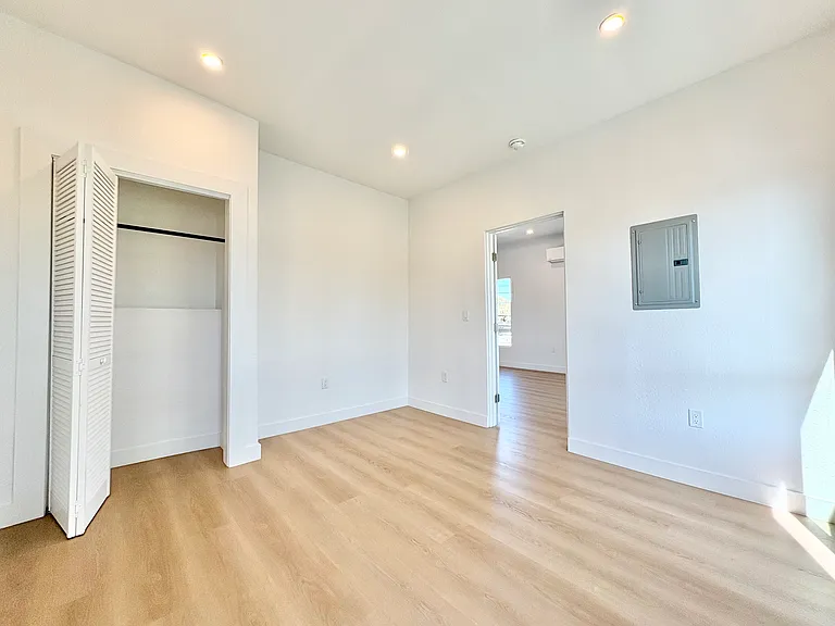 8959 W Hargis St #2 — Photo 5