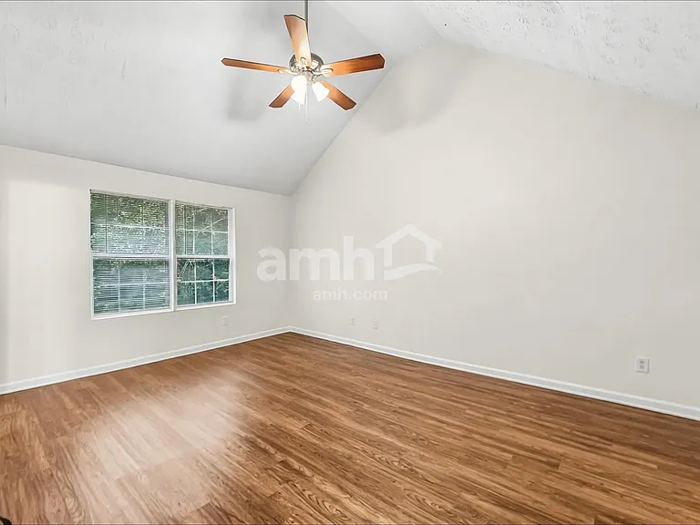 1661 Boxcar Pl NE — Photo 9
