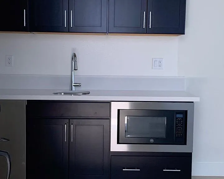 2920 Turner Ave — Photo 9
