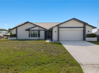 2176 Club House Rd, North Fort Myers, FL 33917