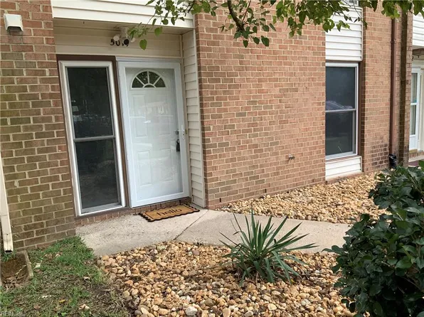 5014 Amboy Ct, Virginia Beach, VA 23462