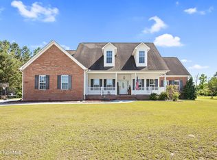 327 W Howard Dr, Jacksonville, NC 28540