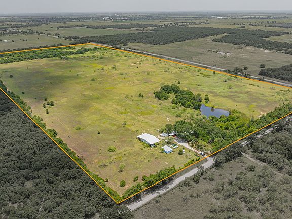 2nd image of 301 County Road 193