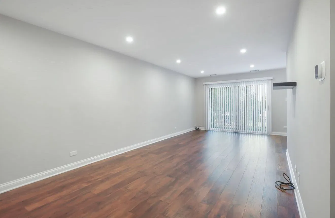 2 bed, 1200 sqft, $2,100 — Photo 2