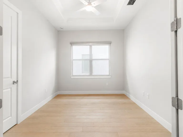 9195 Cape Honey Bee Lane Prestige #19 — Photo 21