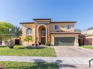 1080 NE 35th Ave, Homestead, FL 33033