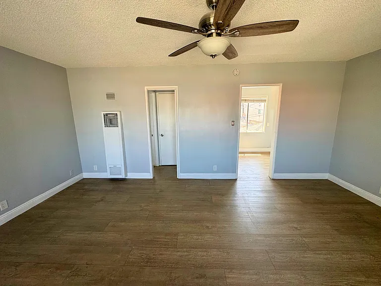 6710 S La Cienega Blvd #1 — Photo 4