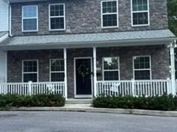 332 Railroad Ave #D, Ambler, PA 19002