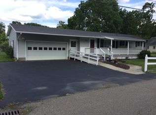 1100 Country Ln, Pine City, NY