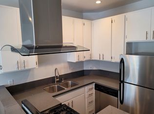 2107 N Beachwood Dr #101, Los Angeles, CA 90068