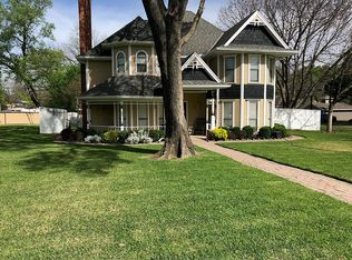 118 S 4th St, Midlothian, TX 76065