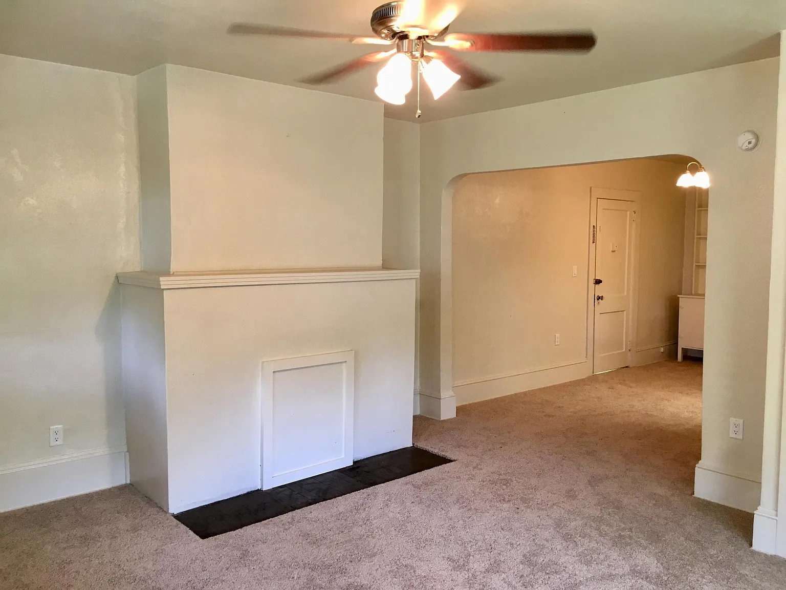 1 bed, 750 sqft, $1,080 — Photo 3