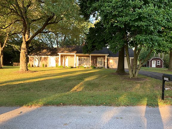Front view showing shed.