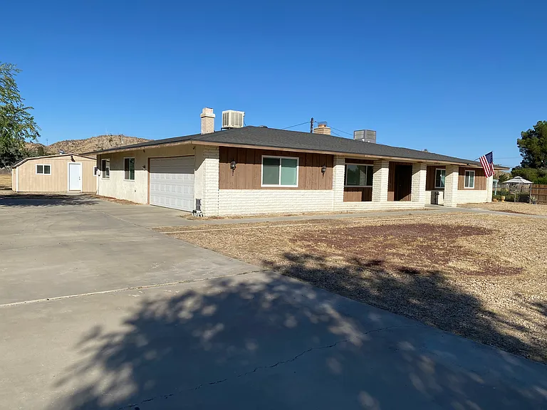 20825 Pine Ridge Ave — Photo 36