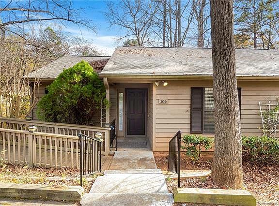 3rd image of 106 Cedar Holw #29-A