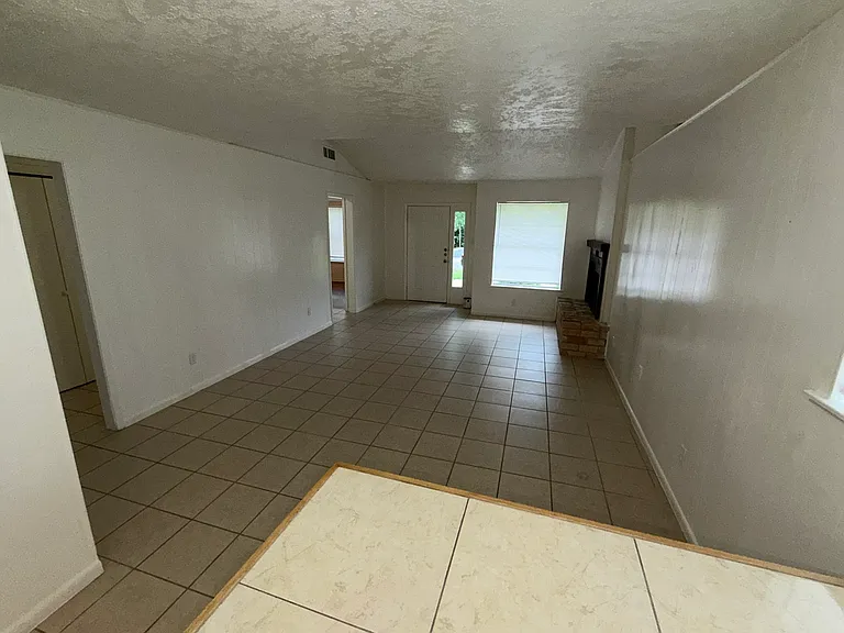 3608 Robinhood Dr — Photo 12