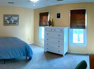 215 Little Florida Rd, Poquoson, VA 23662