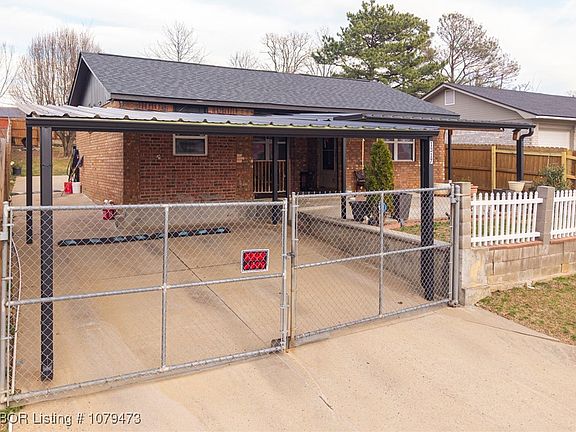 3rd image of 1317 Flat Rock Dr