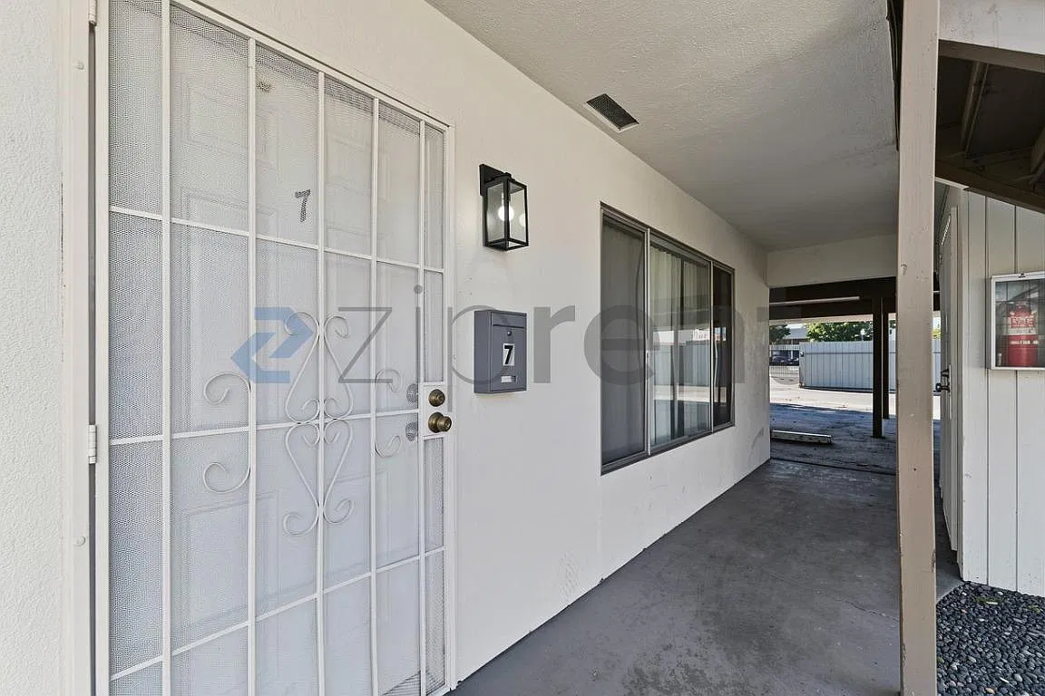 1 bed, 650 sqft, $1,195 — Photo 4