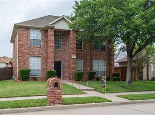 908 Fenimore Dr, Lewisville, TX 75077