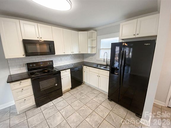 2nd image of 4121 Abbeydale Dr