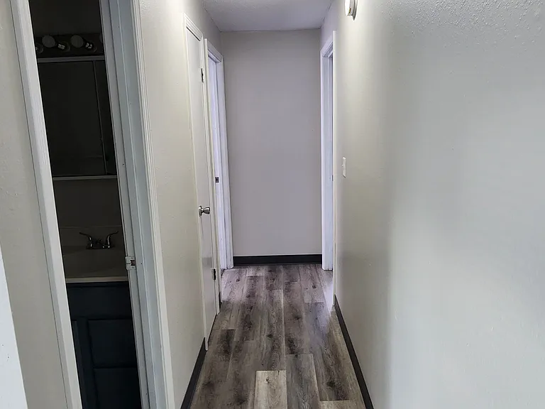 59 E Clark St #12 — Photo 6