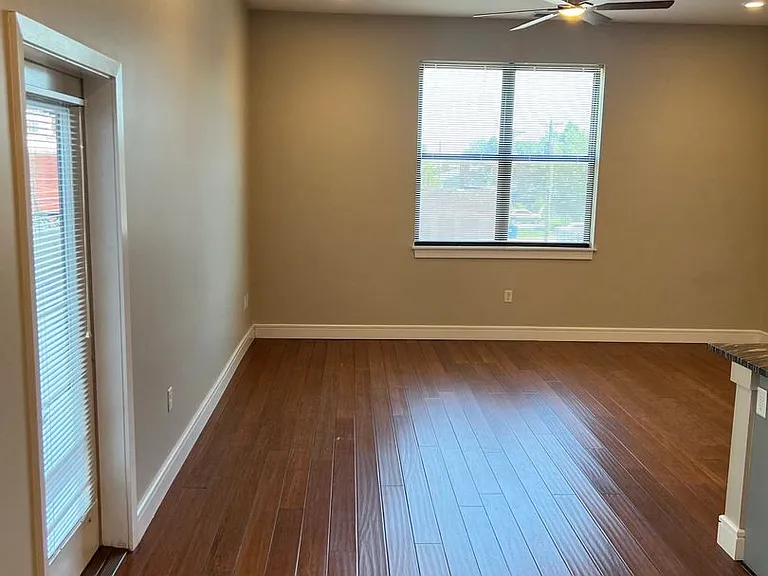 4400 Manchester Ave — Photo 49