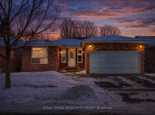 130 Cunningham Dr, New Tecumseth, ON L9R 1C4