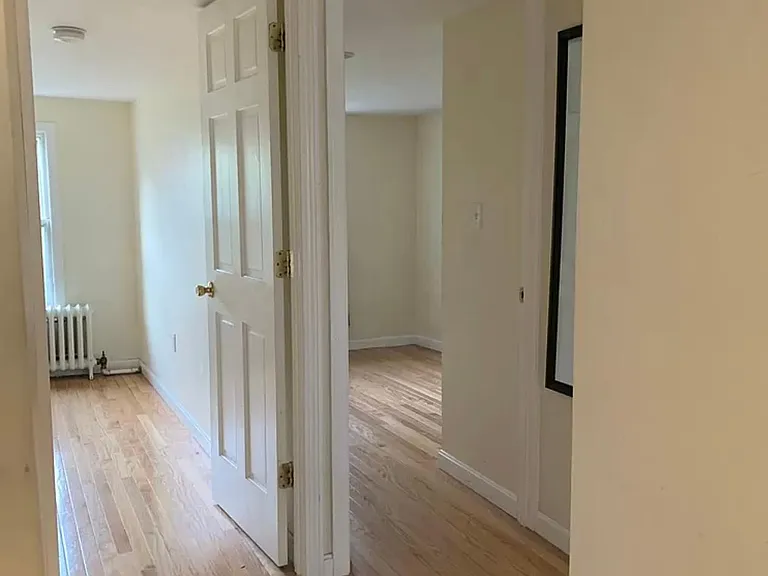 20 Phillips St #7 — Photo 6