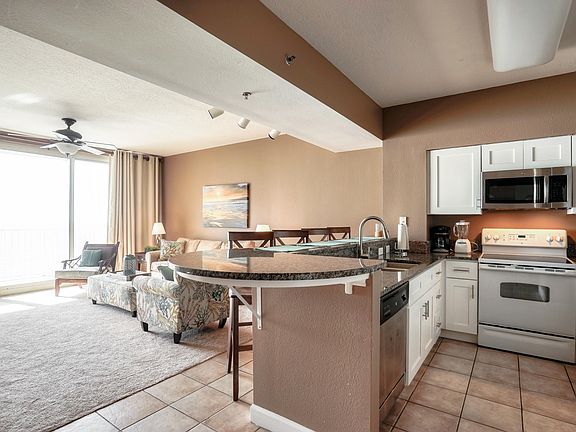3rd image of 9900 Thomas Dr Unit 1811