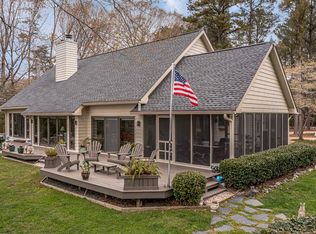 214 Piney Point Rd, Lancaster, VA 22503