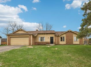 8445 Carthay Cir, Fishers, IN 46038