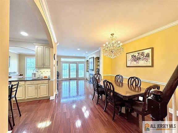 4th image of 68 S Shore Dr #21