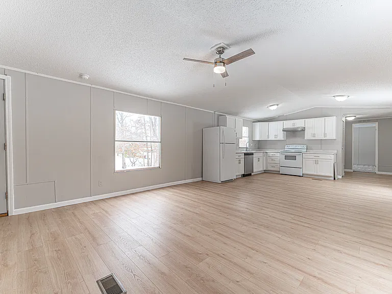 13394 Bobwhite Ct — Photo 5