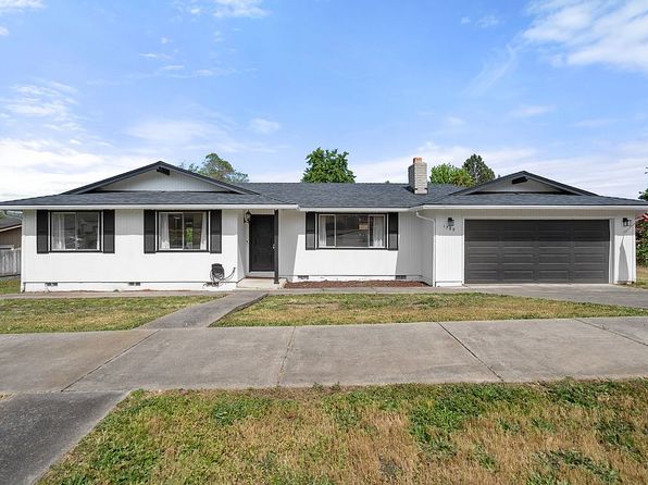 1789 Inverness Dr