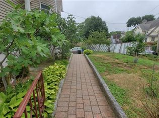 105 E Cedar St, Mount Vernon, NY 10552